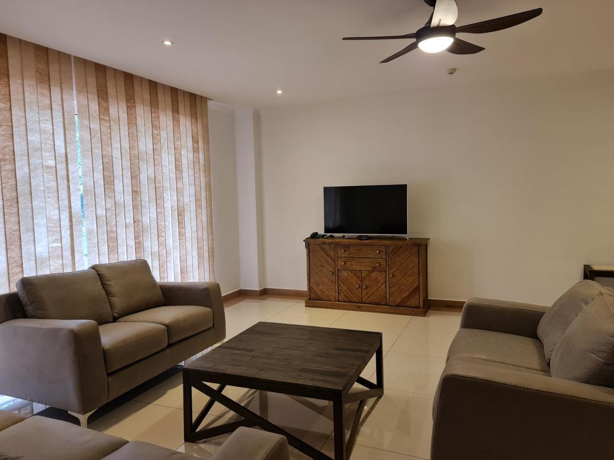 Royale Suites By Arc Royal Luxury Apts Anse Royale Kültér fotó